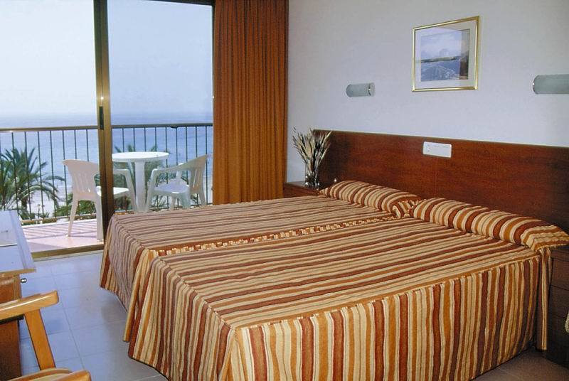 Hotel Montemar Бенидорм Екстериор снимка