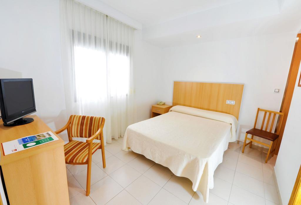 Hotel Montemar Бенидорм Екстериор снимка